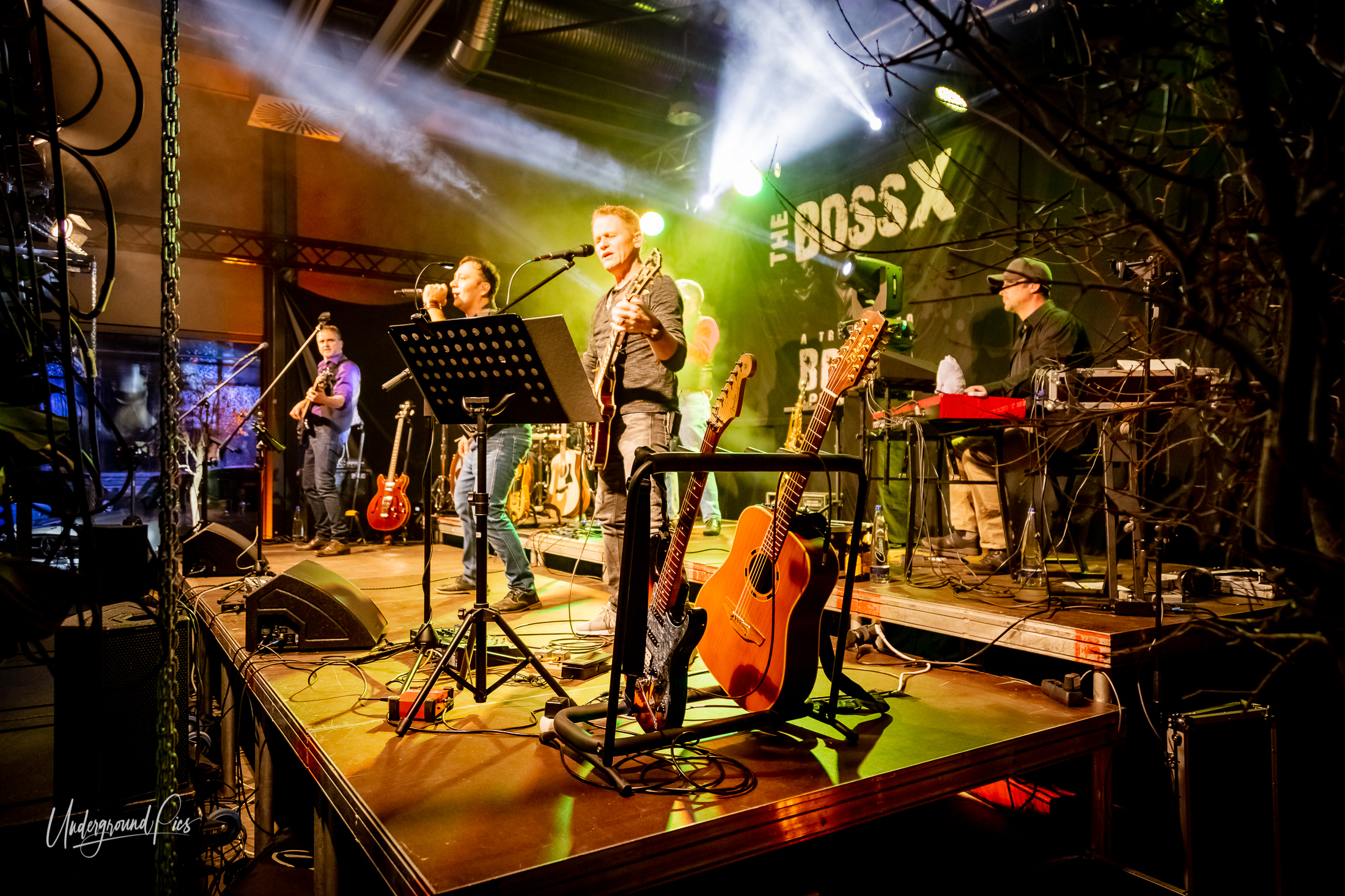 Boss X Im Ostertag-26